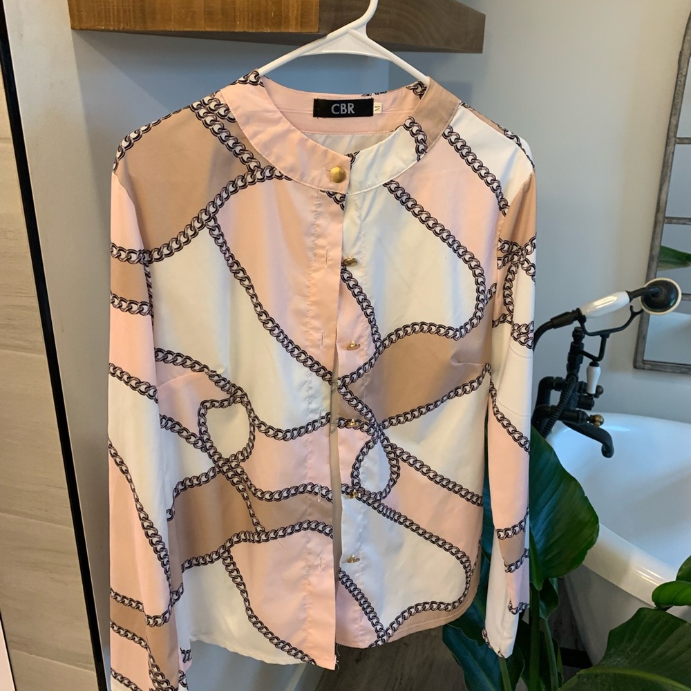 Ladies button up. Top